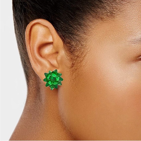 Green Christmas Bow Stud Earrings - Picture 9 of 15